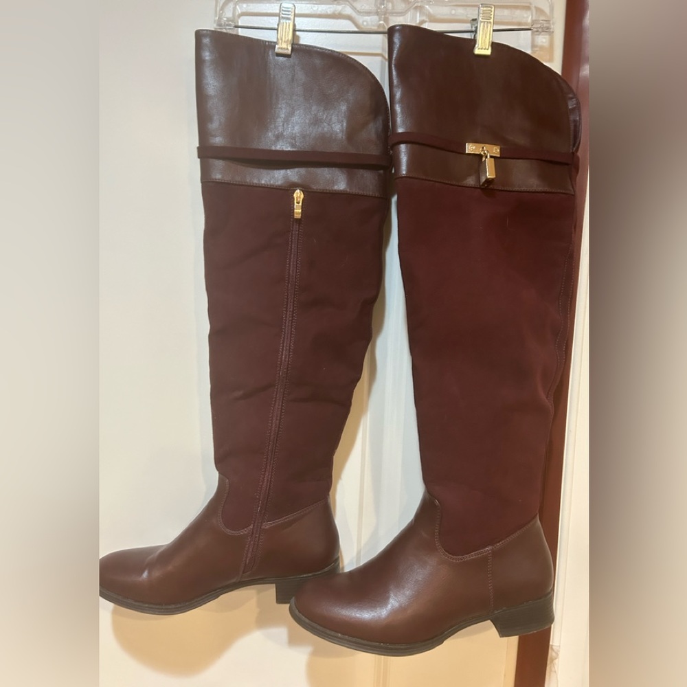 CLASSY OVER THE KNEE BOOTS